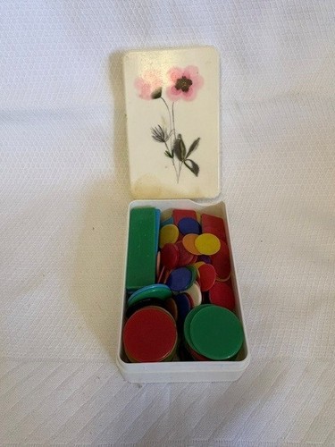 Box vintage plastic - of,