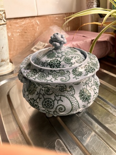 Staffordshire pottery blenheim - staffordshire,