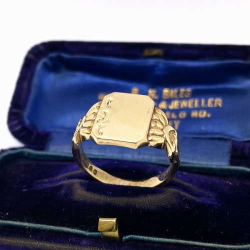 Vintage 9ct gold signet ring - vintage,
