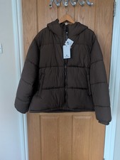 Pull & Bear Khaki Puffer