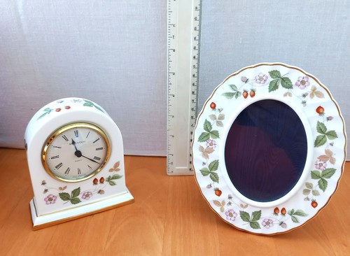 Wedgewood ceramic clock - ceramic,