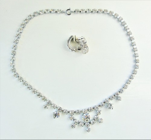 Vintage retro style diamante - vintage,