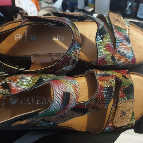 Ladies pavers sandals size - pavers,