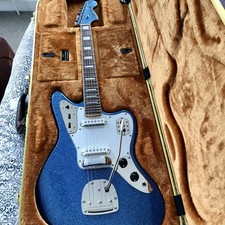 Squire Ltd Ed Jaguar with Fender Eyeglass Case All Mint
