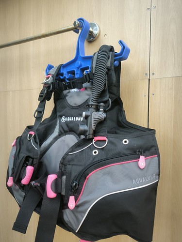 Aqualung pro female bcd - aqualung,
