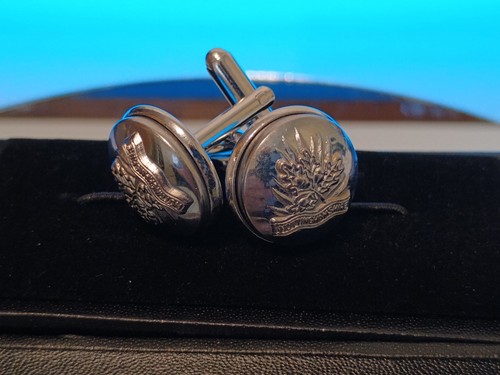 Genuine vintage hand made - genuine,