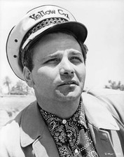 Peter Falk wearing yellow cab