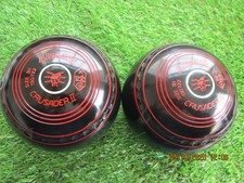 Excellent pair of ALMARK CRUSADER Short-Mat / Indoor / Lawn Bowls  Size 3