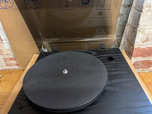Revolver turntable model - –,
