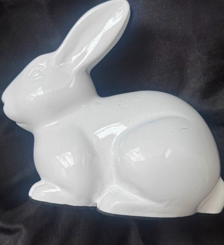 White glossy ceramic - white,