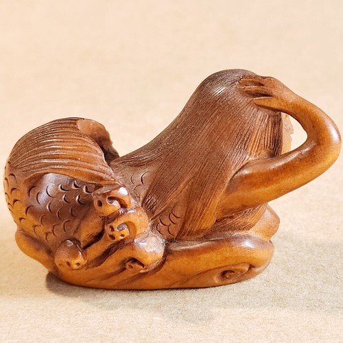 M8425 hand carved boxwood - m8425,