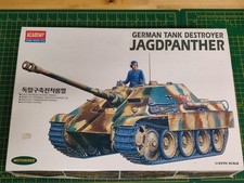 Academy Motorized Jagdpanther