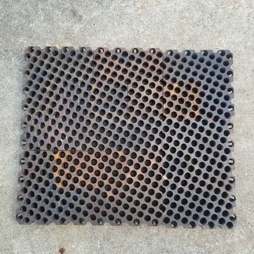 Honeycomb chase toggle - base, 11