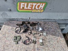 98-99 YAMAHA R1 4XV ASSORTED METAL BRACKETS FIXINGS HARDWARE