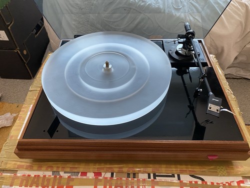 Pink triangle pt1 turntable - triangle,