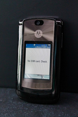 Motorola razr2 flip mobile - razr2,