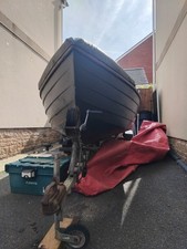 4​.​2 metre GRP open boat
