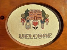 VINTAGE WOOD FRAMED TAPESTRY WALL PLAQUE BOARD " WELCOME"