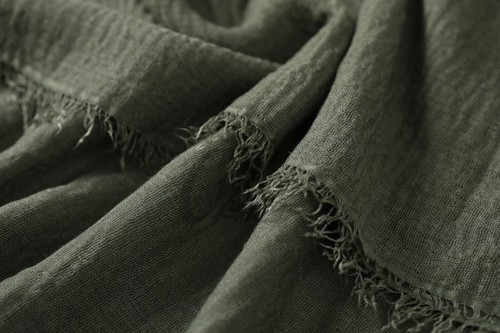 Crimped frayed edge crinkle - crimped,