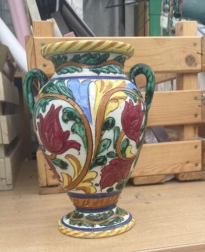 Majolica italian vase - majolica, hand