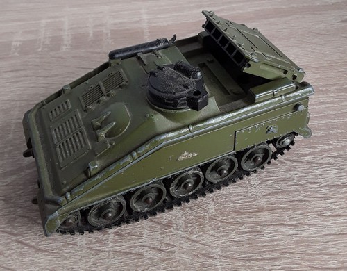 Dinky toys 691 - toys, scorpion