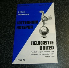 Tottenham v Newcastle 1974/75 *EXC*