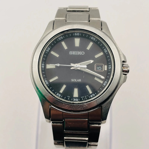 Seiko solar date black - seiko,