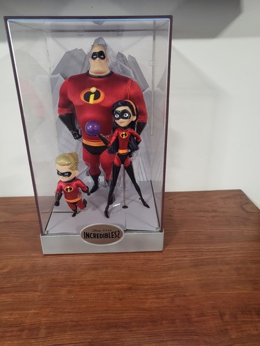 Disney designer series pixar - disney,