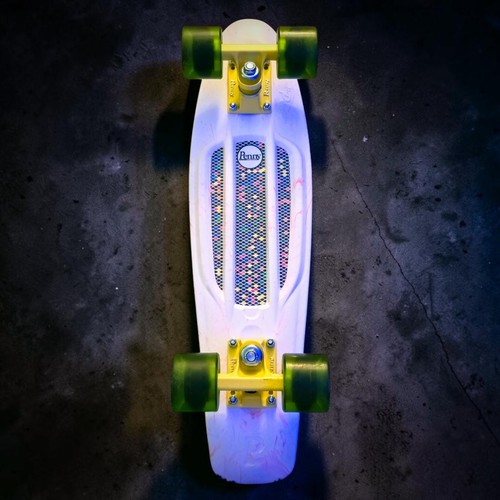 Authentic penny skateboard - 22",