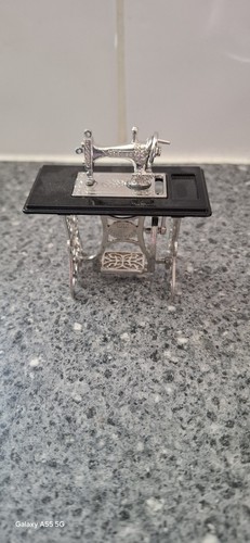 Vintage dollhouse miniature - vintage,