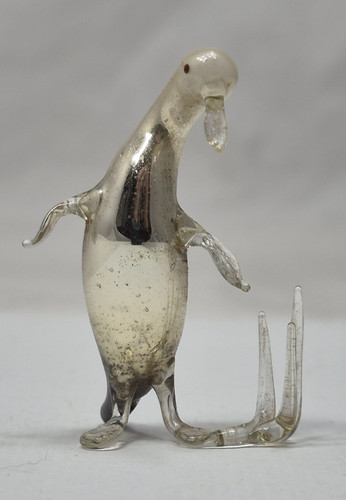 Vintage blown glass - 1.75",