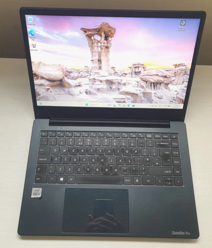 Toshiba dynabook satellite - dynabook,