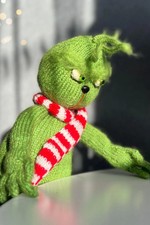 Knitting Pattern The Grinch who stole Christmas in sport weight yarn X87