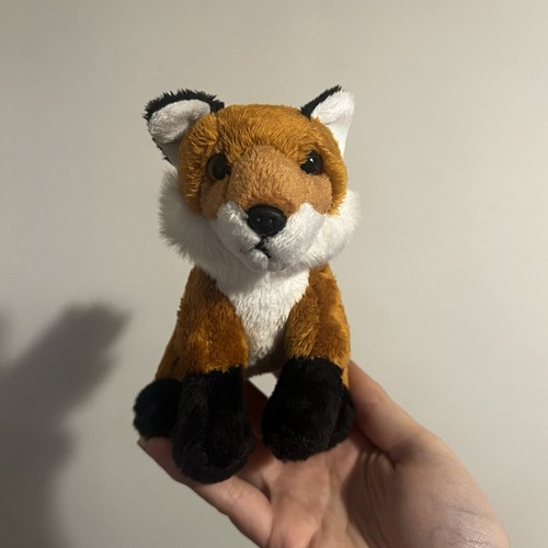 Ravensden cute fox - cute, small