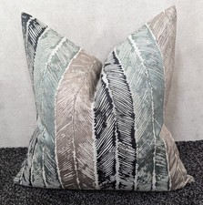 18"X18" Harlequin Walchia