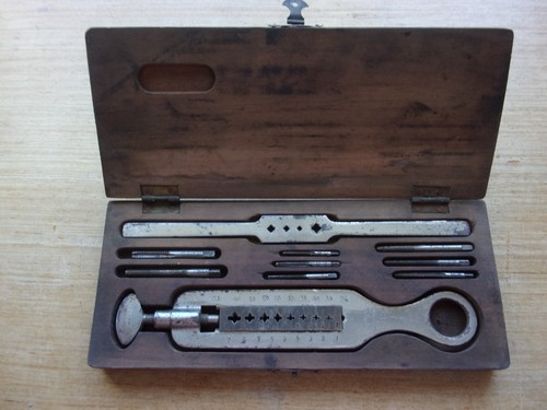 Vintage the mac tap die - the, set