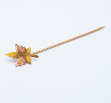 Vintage Canadian 10ct Yellow & Rose Gold Maple Leaf Stick Pin