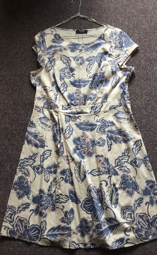 Bnwt fit flare beige - bnwt, and