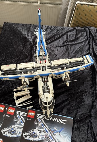 Lego technic 42025 cargo - 42025, plane