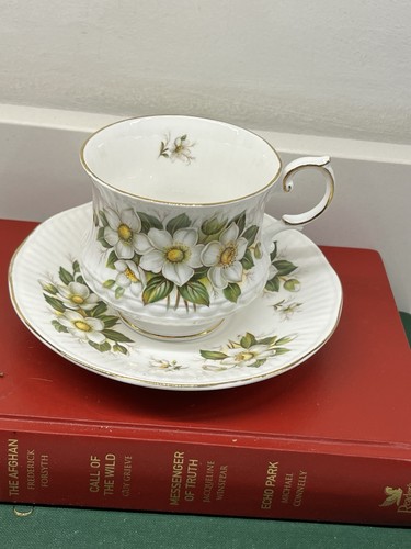 Vintage queens rosina - vintage,