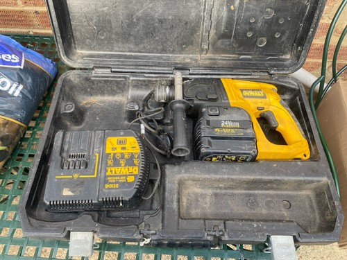 Dewalt dw005 cordless - dewalt,