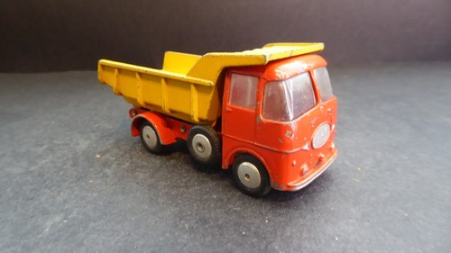 Corgi toys 458 - toys, 64