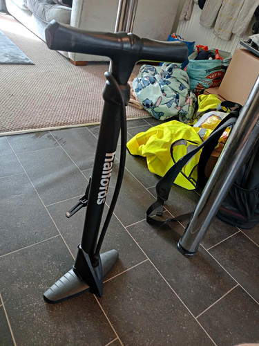 Mantos 823 floor track bike - e8-823,