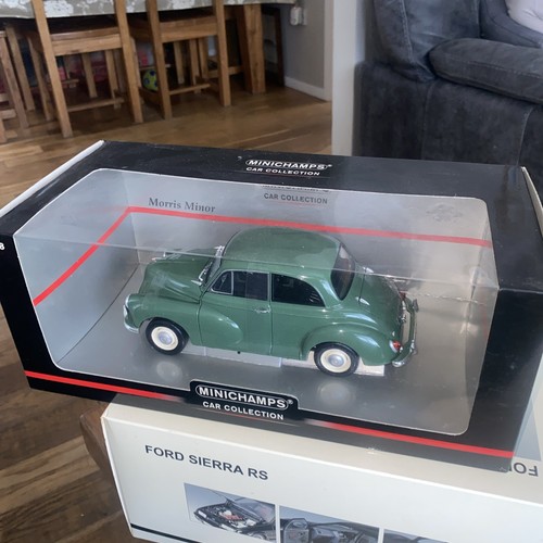 Minichamps morris minor 18 - minichamps,