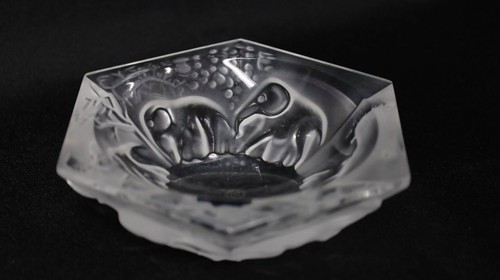 Baccarat elephant bowl - elephant,