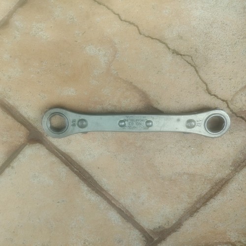 Tools 63 ratcheting box - tools, no