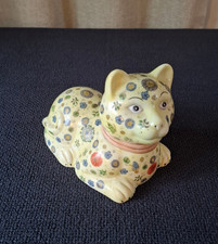 Vintage Chinese ceramic cat