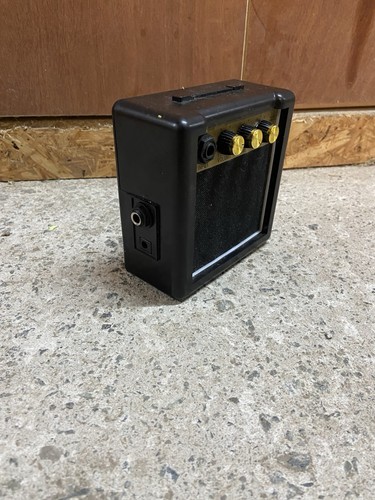Mini portable guitar - portable, belt