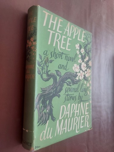 The apple tree daphne - apple, by