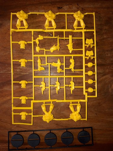 Space crusade imperial fists - space,